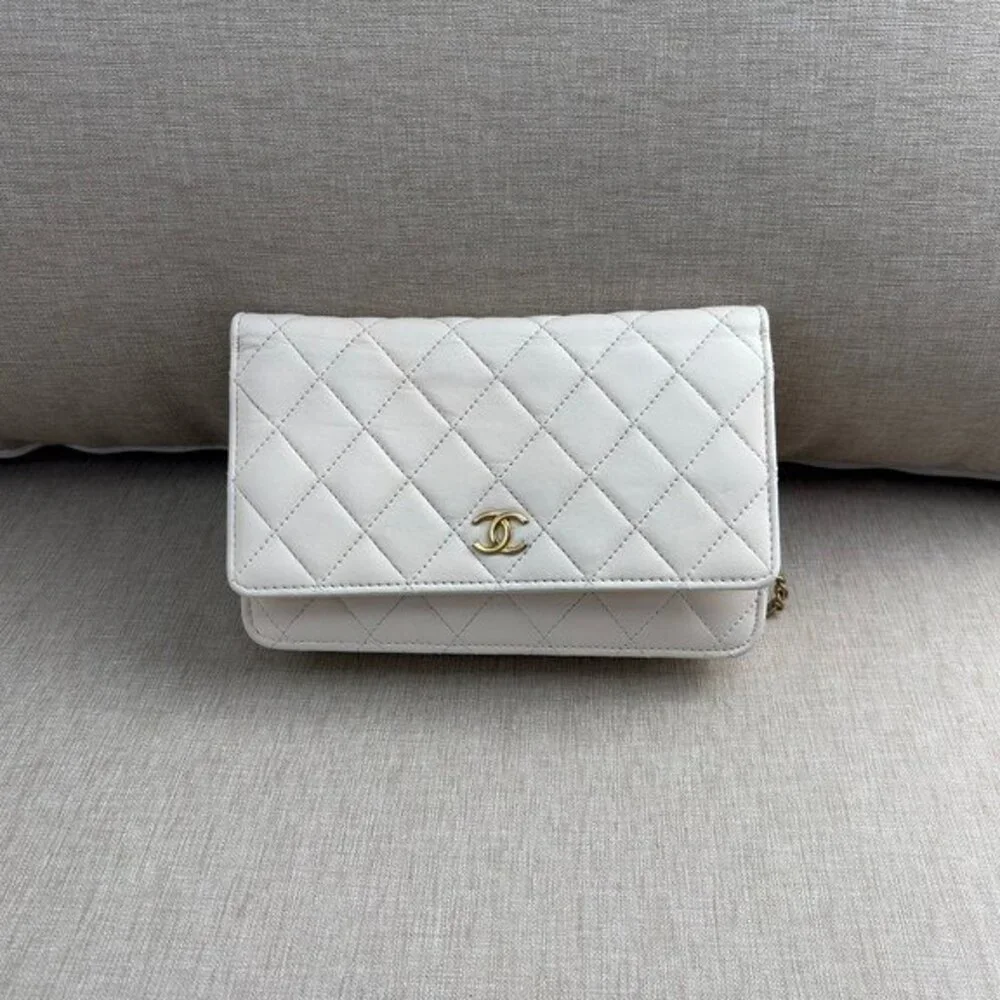 CHANEL offers woc flap